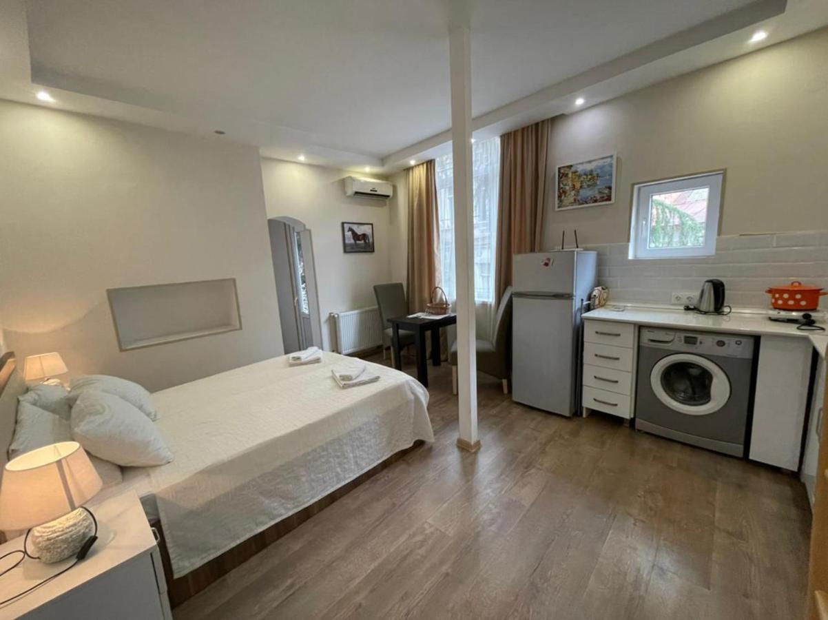 Georgian Guest House On Asatiani Tbilisi Eksteriør bilde